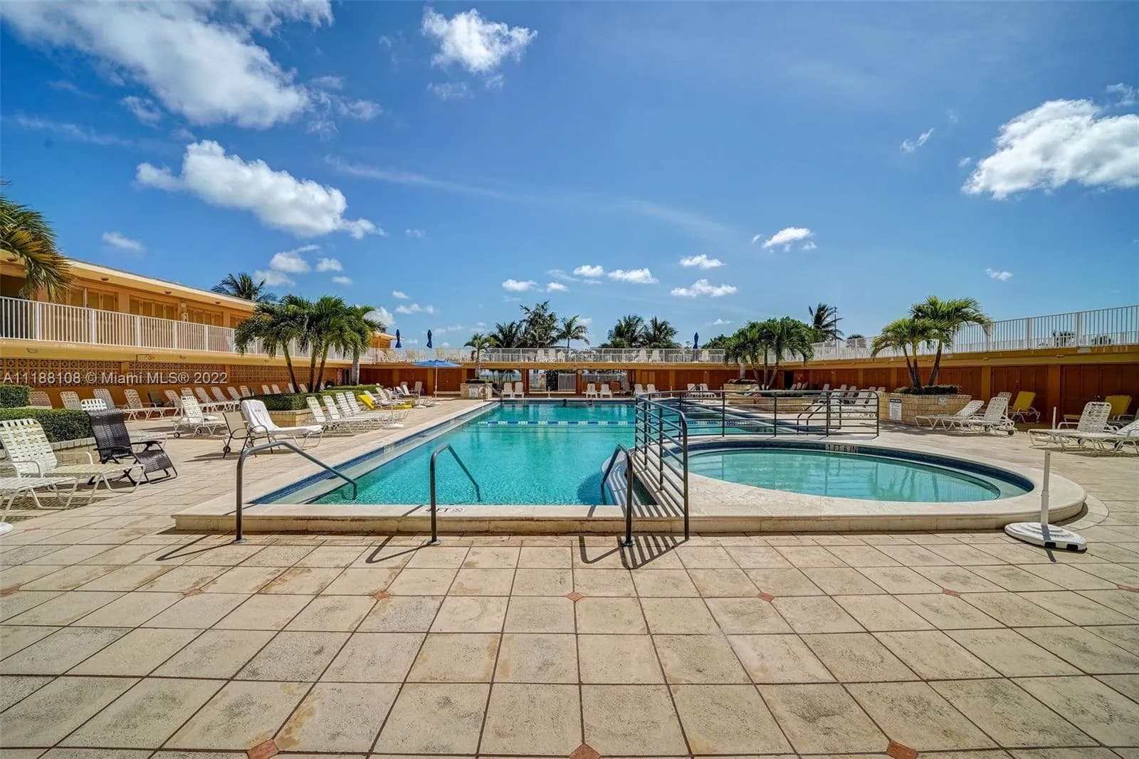 4747 Collins Ave # 708, Miami Beach FL 33140