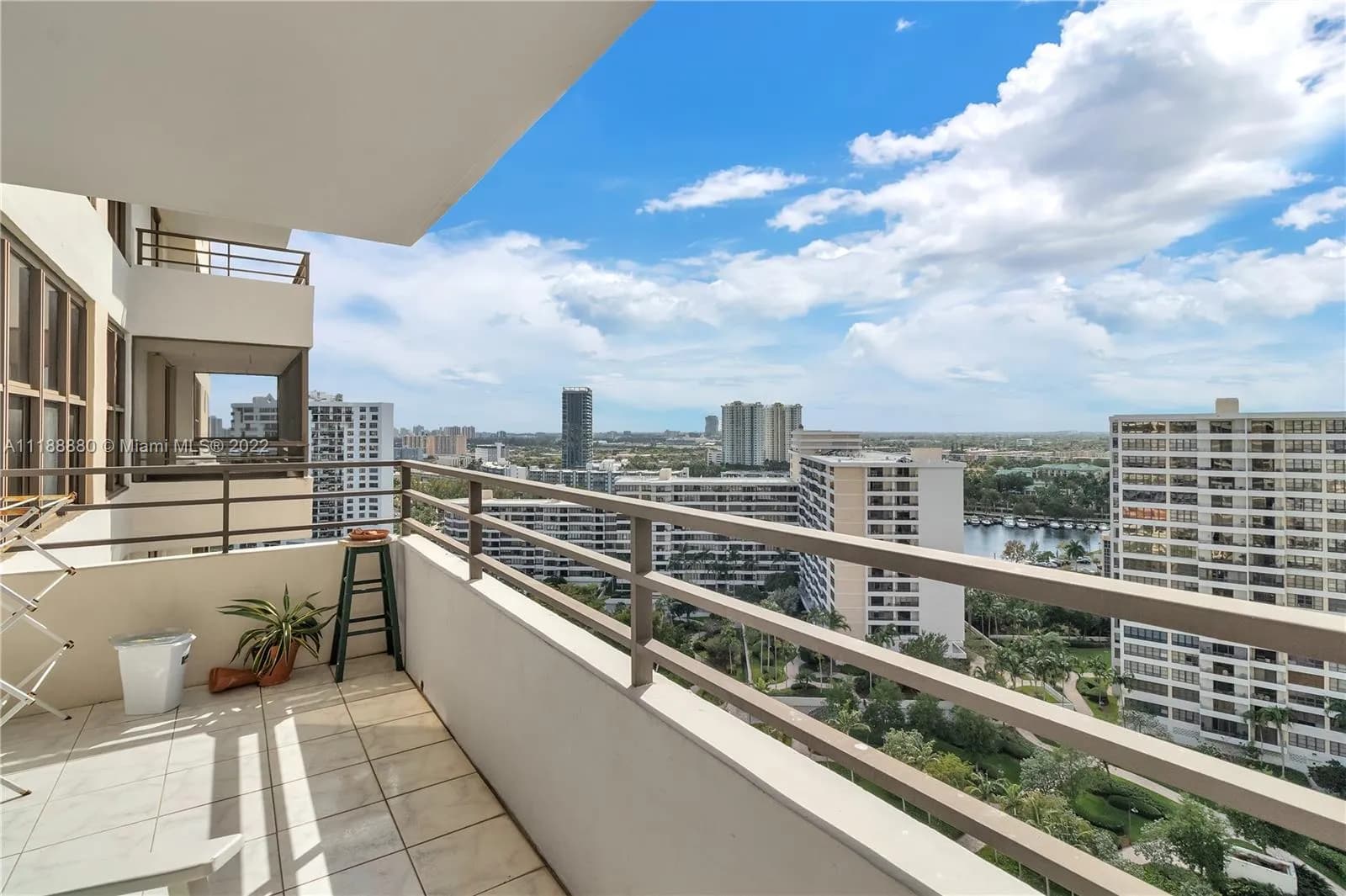 2 bedroom 2 bath for sale at 2500 Parkview Dr # 2019, Hallandale Beach FL 33009