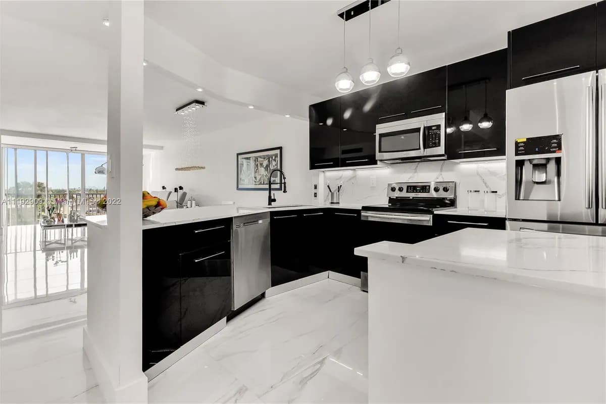 1750 NE 191st St # 2, Miami FL 33179