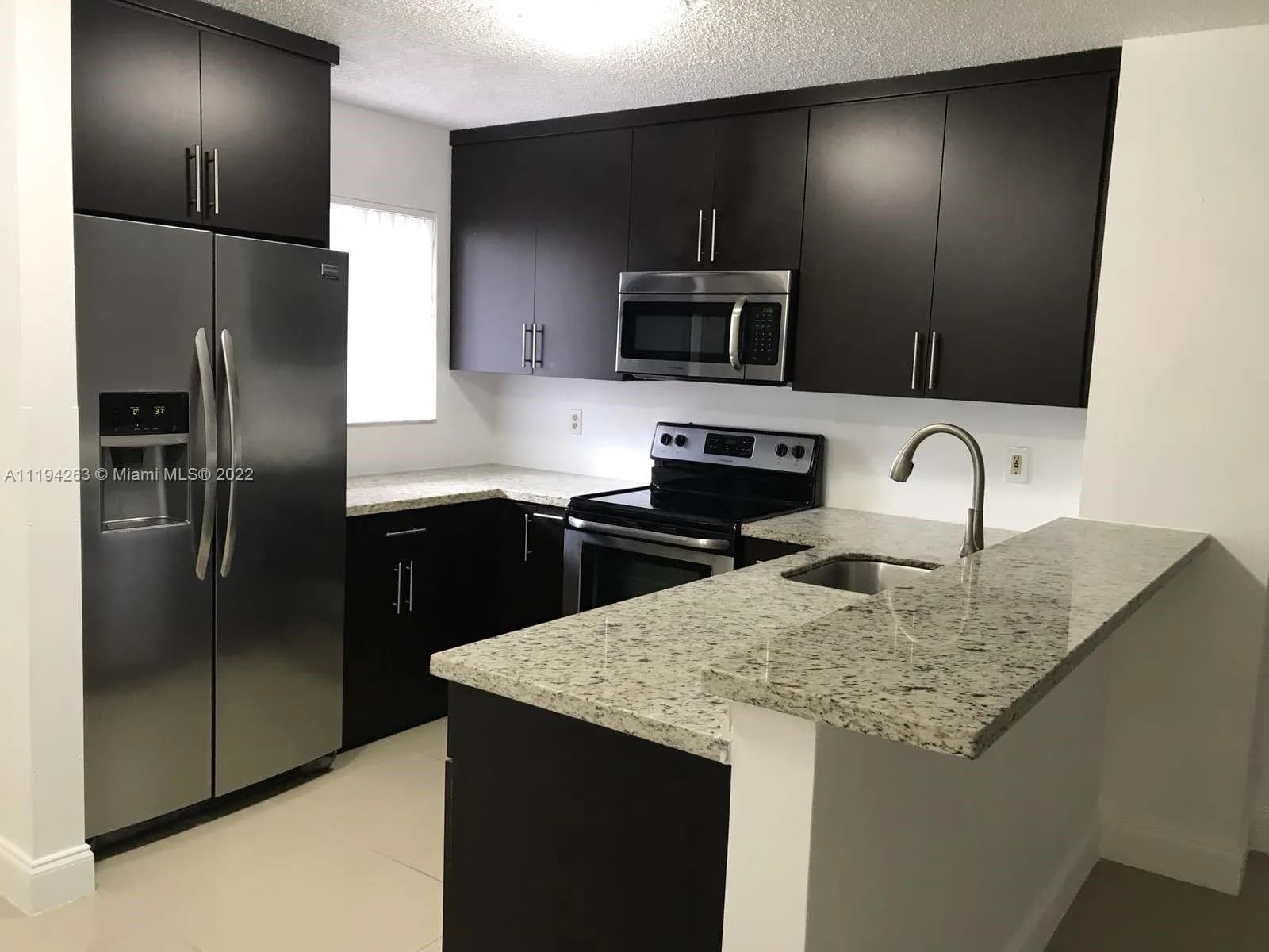 8730 N Sherman Cir # 302, Miramar FL 33025