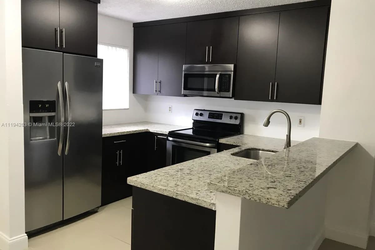 8730 N Sherman Cir # 302, Miramar FL 33025