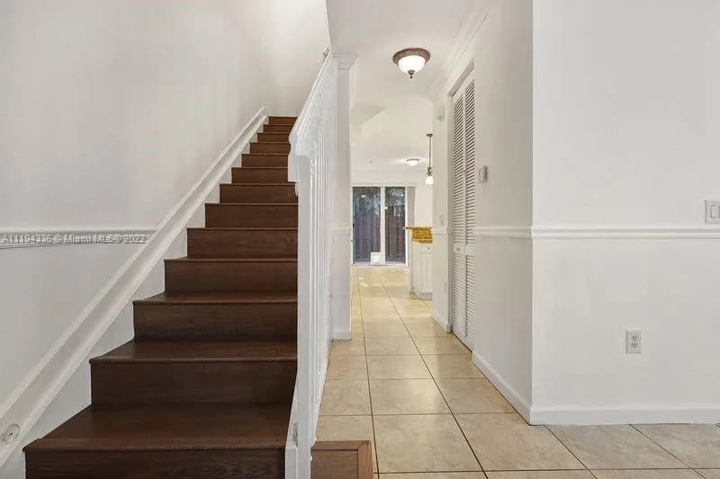 153 SE 28th Pl, Homestead FL 33033