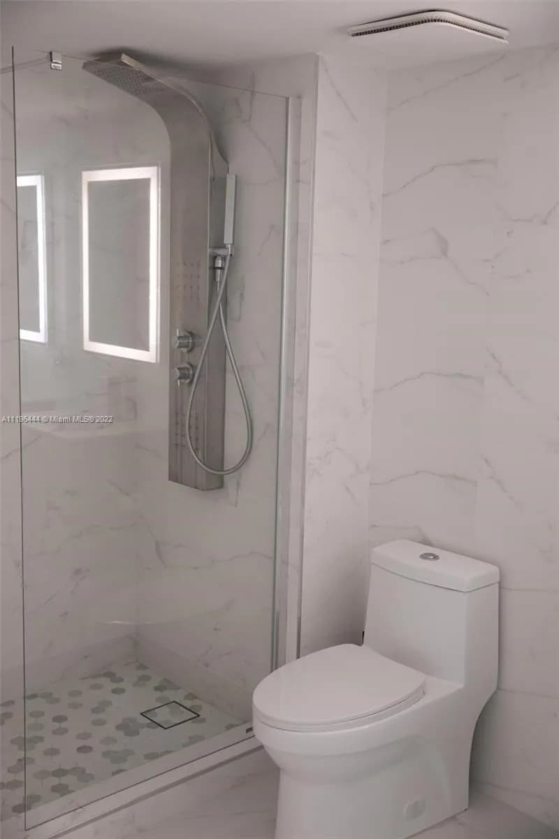 1800 N Bayshore Dr # 2910, Miami FL 33132