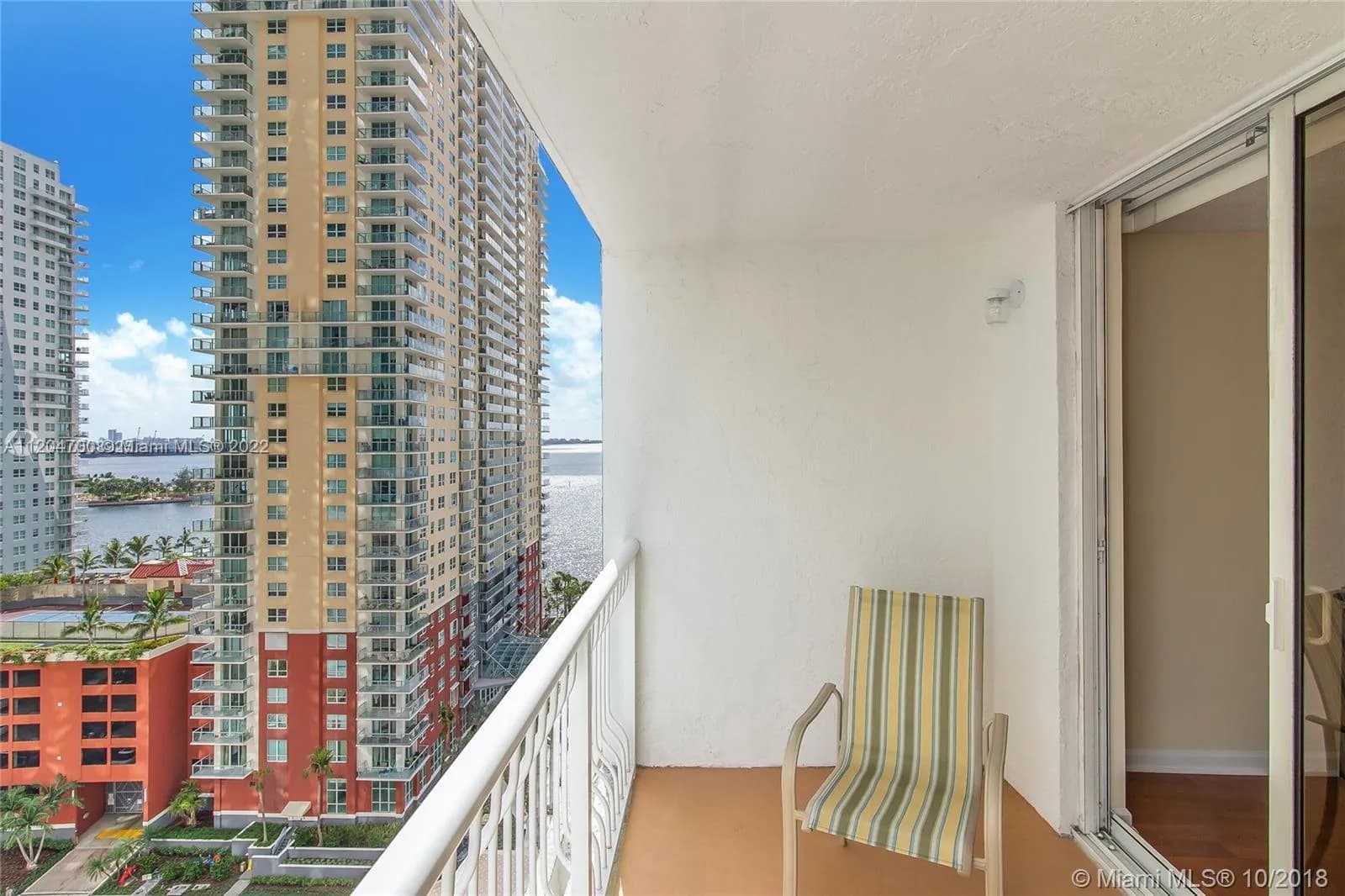 1200 Brickell Bay Dr # 1610, Miami FL 33131