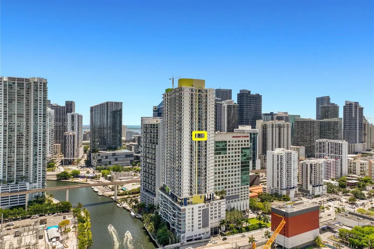 185 SW 7th St # 3100, Miami FL 33130