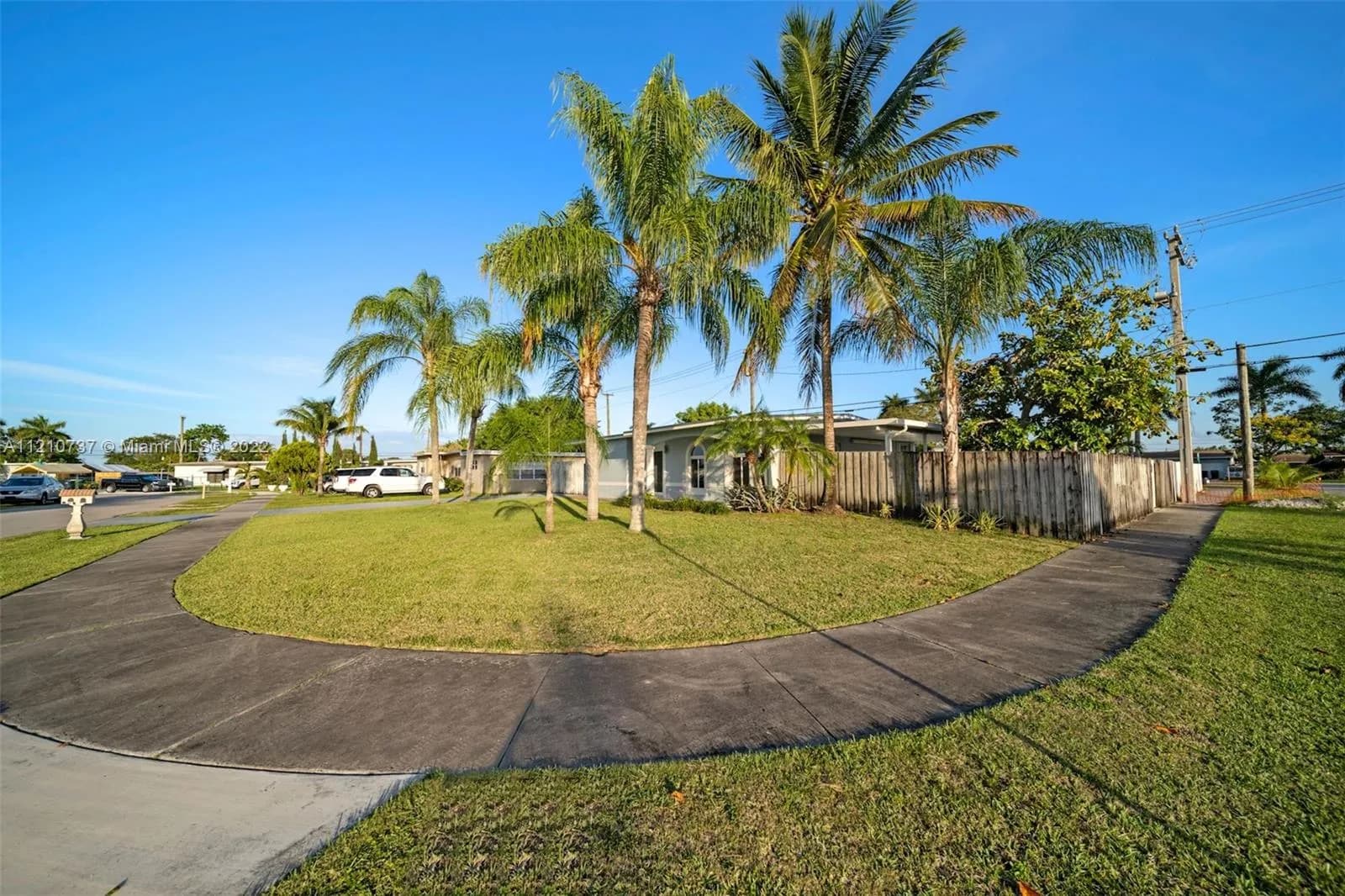 14760 Lincoln Dr, Homestead FL 33033