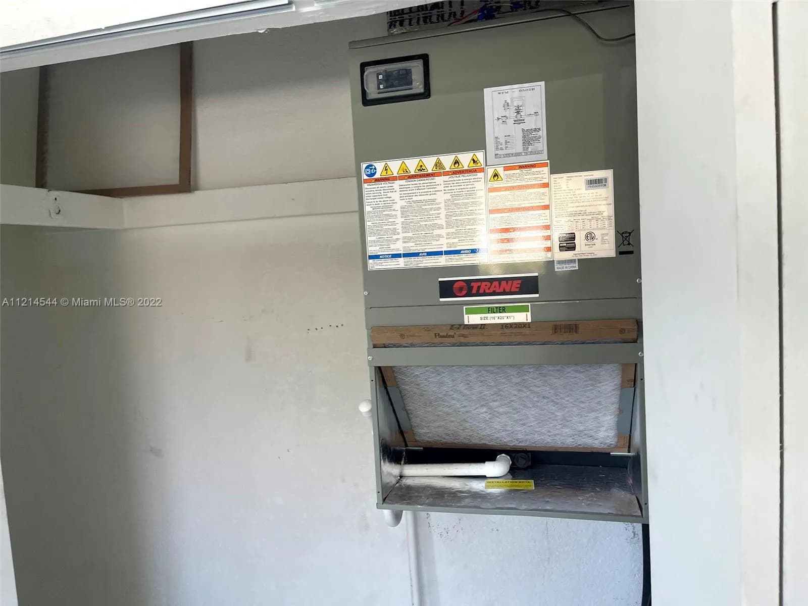 612 NW 2nd Ave, Hallandale Beach FL 33009