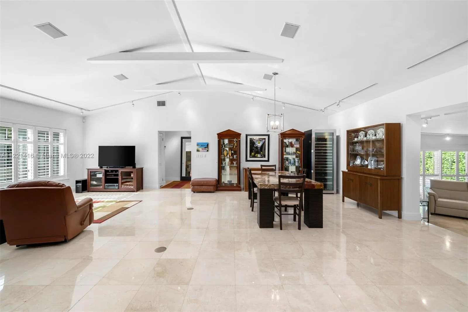 5510 San Vicente St, Coral Gables FL 33146