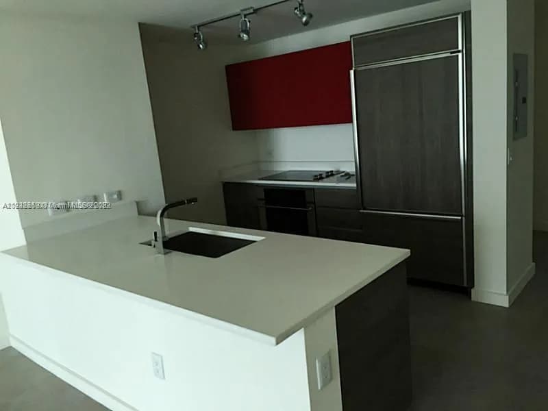 1 bedroom 1 bath for sale at 1100 S MIAMI AVE # 2903, Miami FL 33130