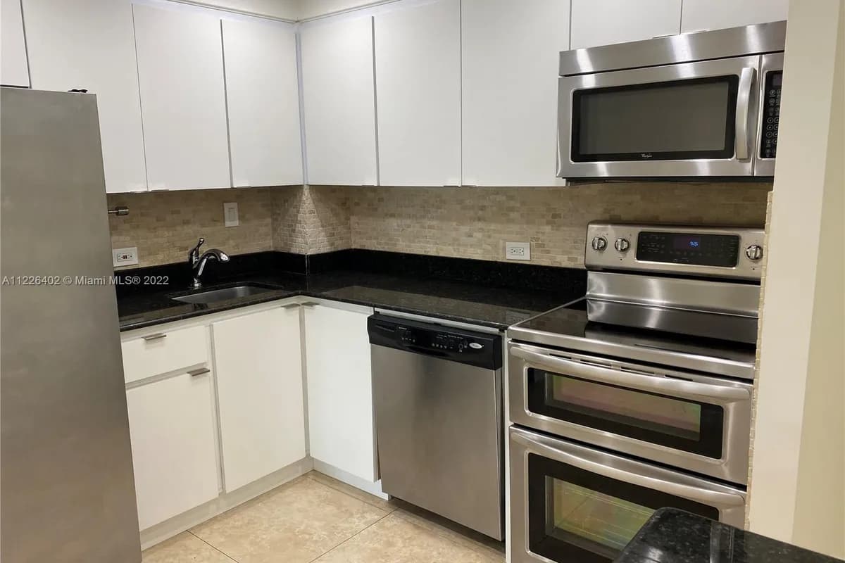 1625 SE 10th Ave # 206, Fort Lauderdale FL 33316