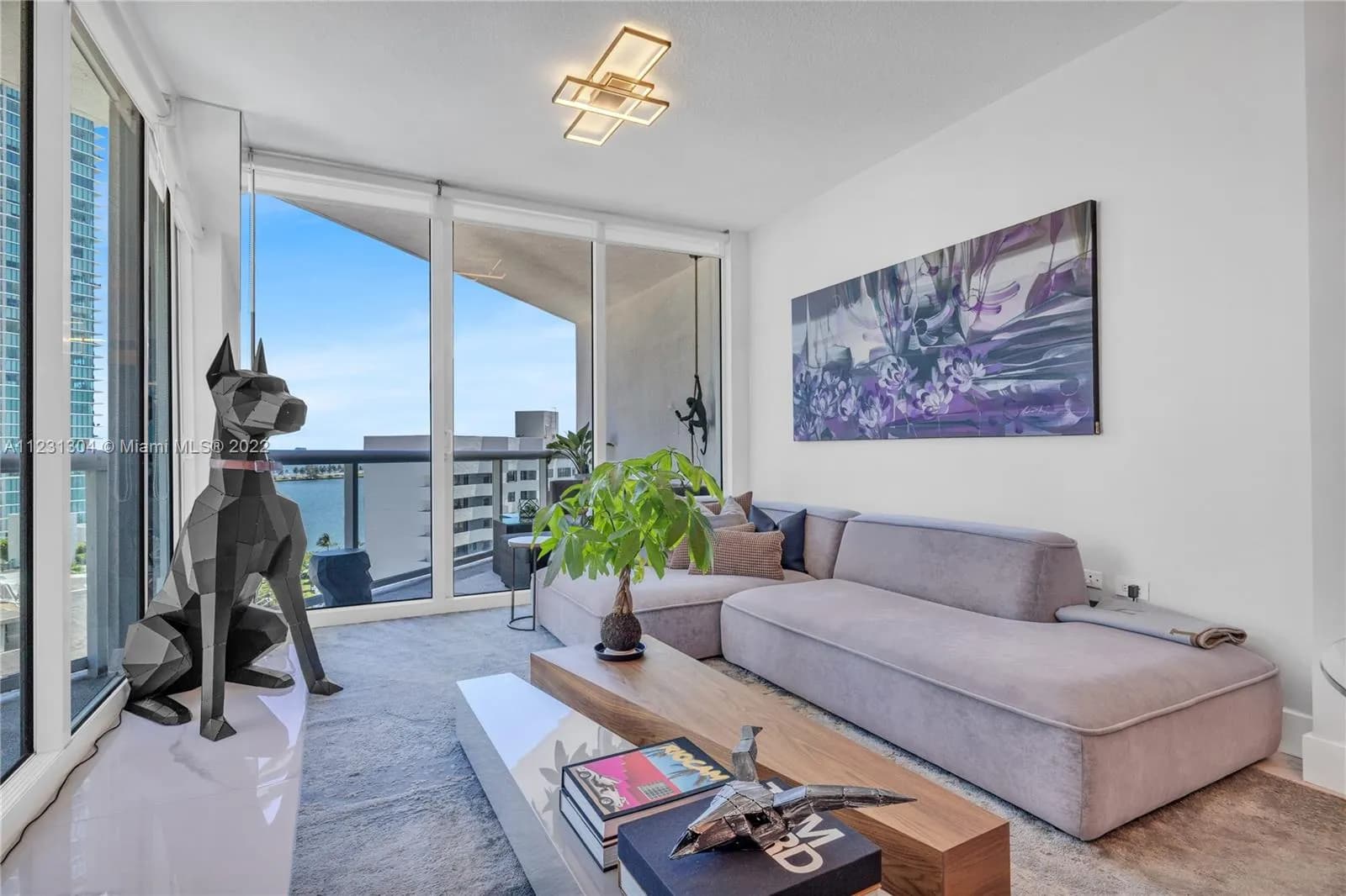 480 NE 30th St # 904, Miami FL 33137