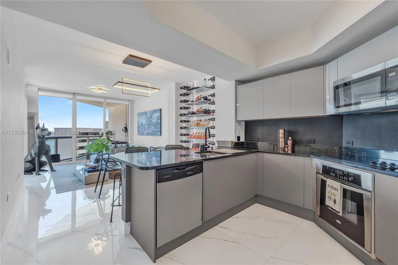 480 NE 30th St # 904, Miami FL 33137