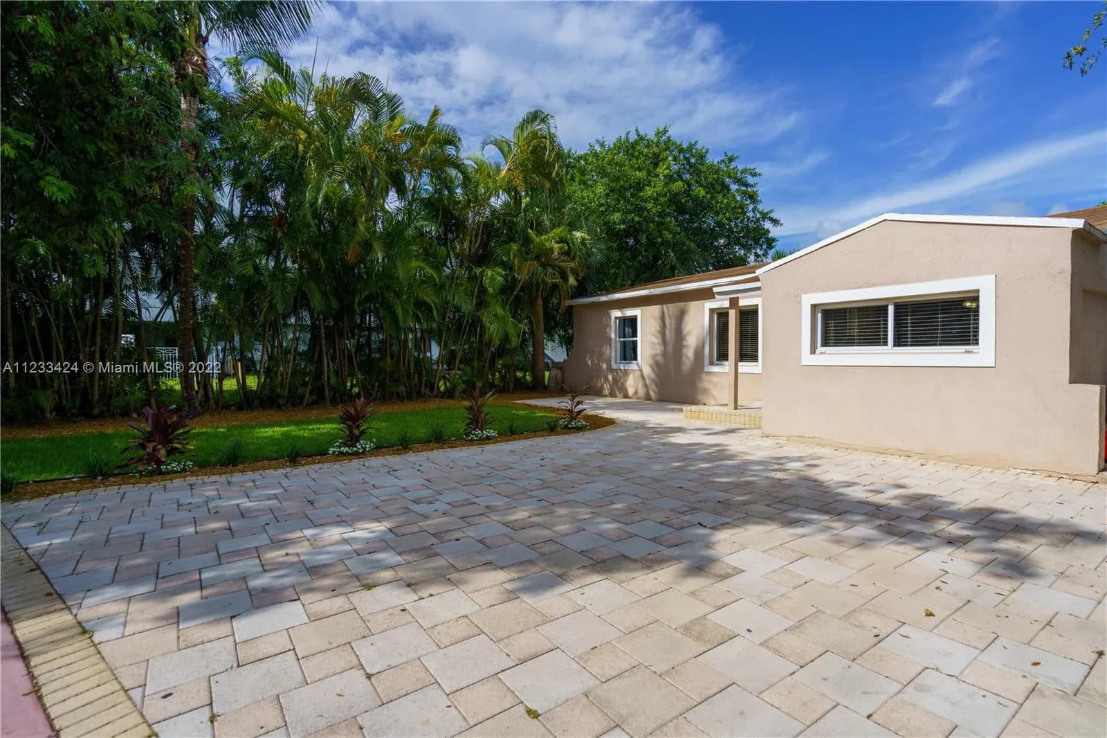 2130 Verdun Dr, Miami Beach FL 33141