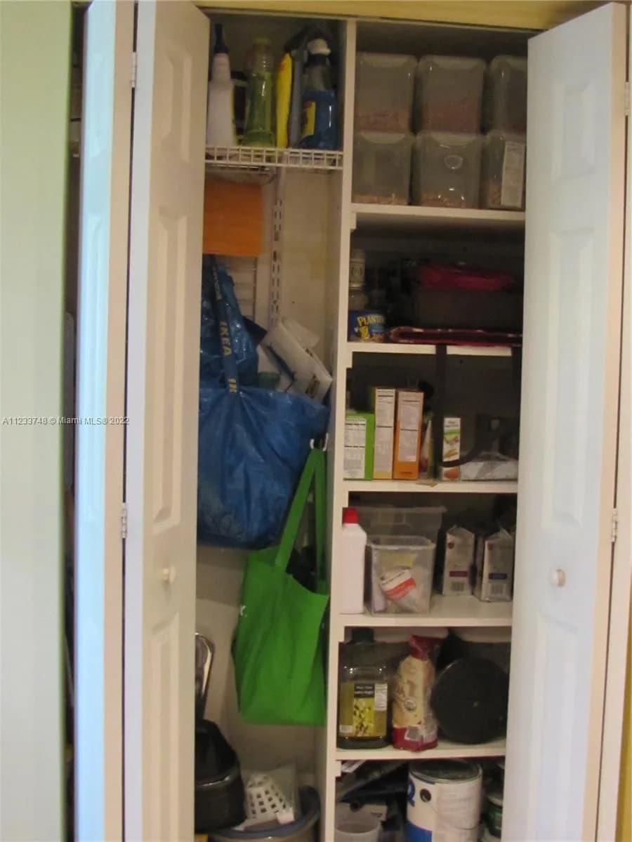 1915 Brickell Ave, Miami FL 33129