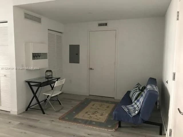 31 SE 6TH ST # 804, Miami FL 33131