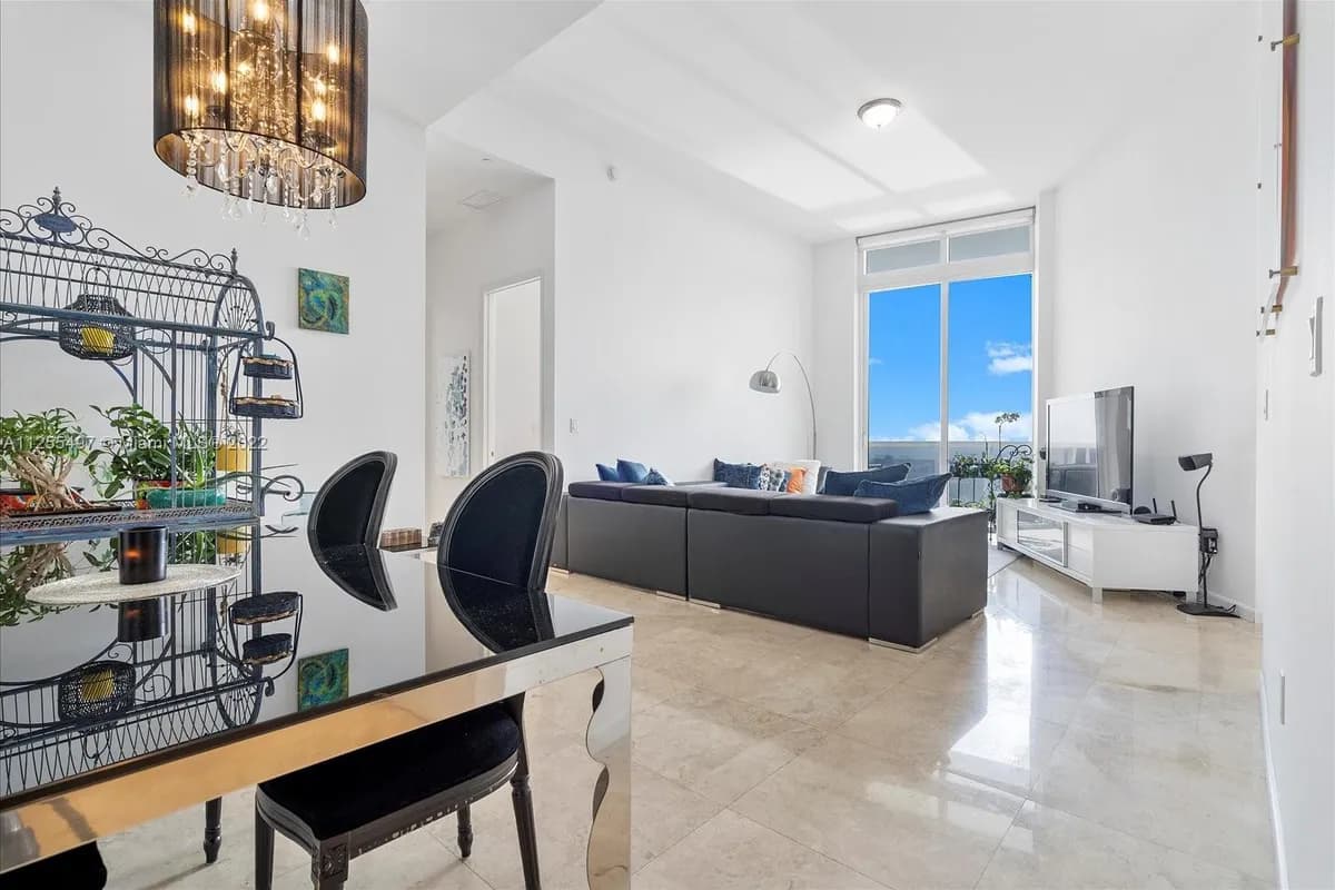 16001 Collins Ave # 4205, Sunny Isles Beach FL 33160