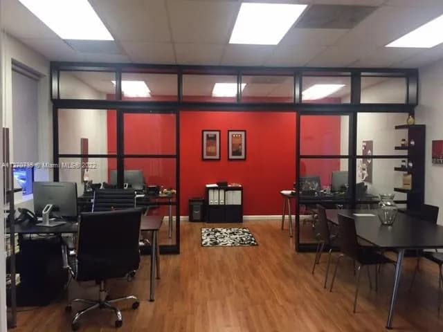 1315 NW 98th Ct, Doral FL 33172