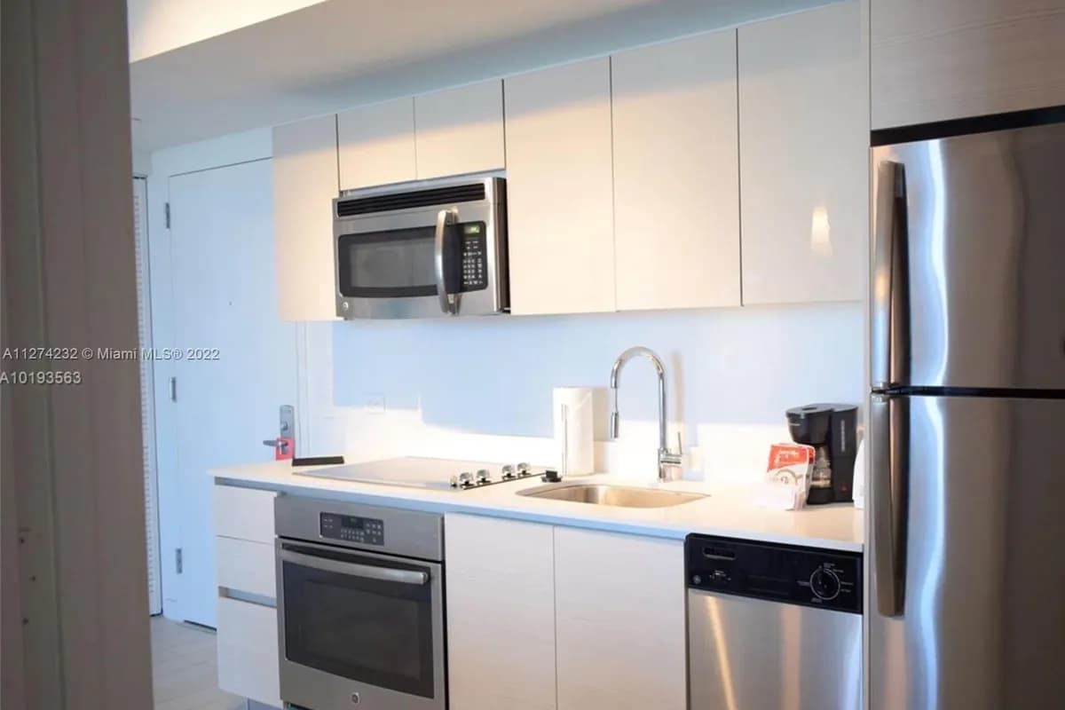 2602 E Hallandale Beach Blvd # R1503, Hallandale Beach FL 33009