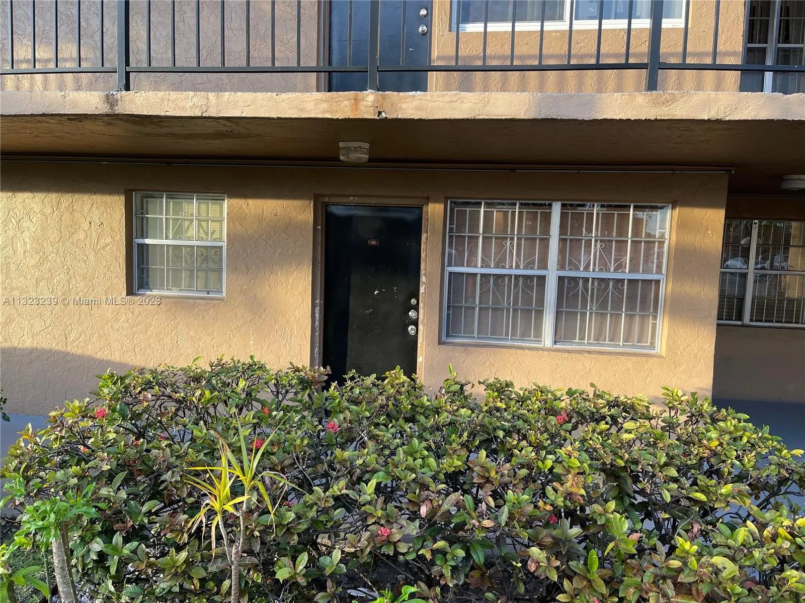 6575 W 4th Ave # 108, Hialeah FL 33012