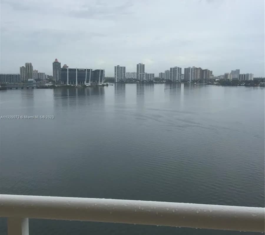 251 174th St # 1219, Sunny Isles Beach FL 33160