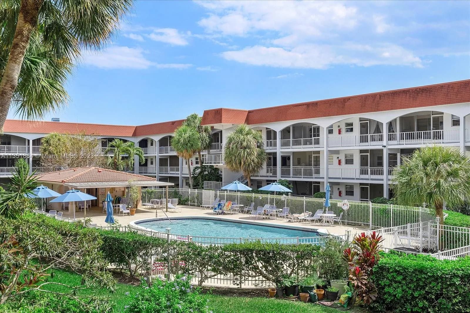 2 bedroom 2 bath for sale at 501 Blue Heron Dr # A, Hallandale Beach FL 33009