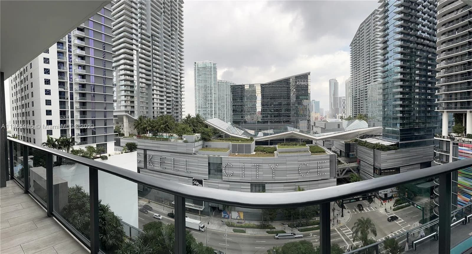 45 SW 9th St # 1109, Miami FL 33130