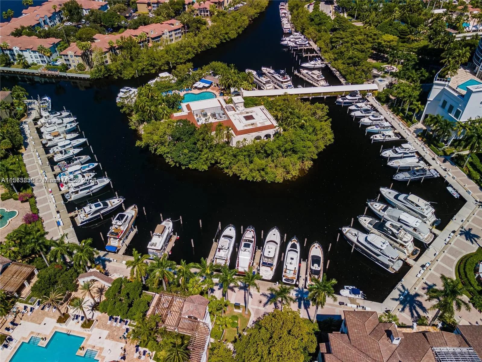 2000 Island Blvd # 908, Aventura FL 33160