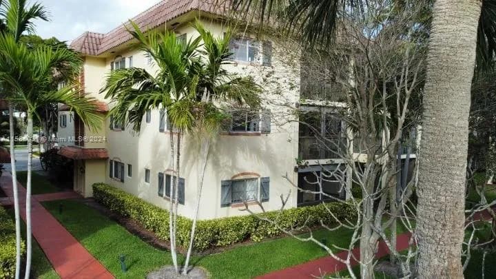 259 S Cypress Rd # 526, Pompano Beach FL 33060