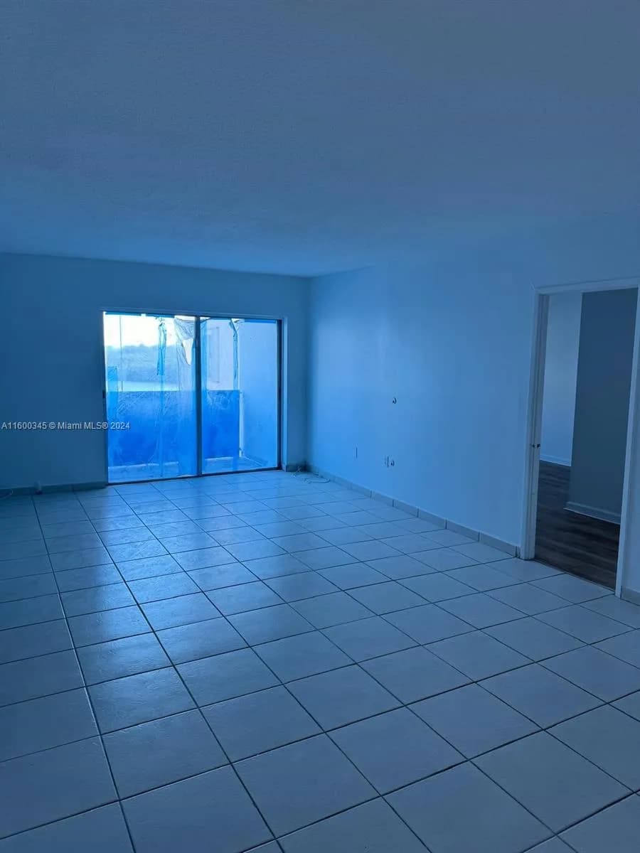 400 Kings Point Dr # 719, Sunny Isles Beach FL 33160