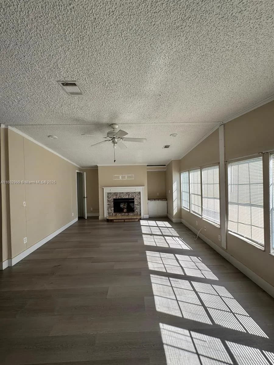 35250 SW 177 ct unit 136, Homestead FL 33034