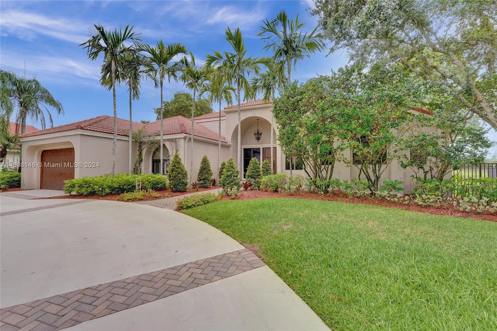 400 Alexandra Cir, Weston FL 33326