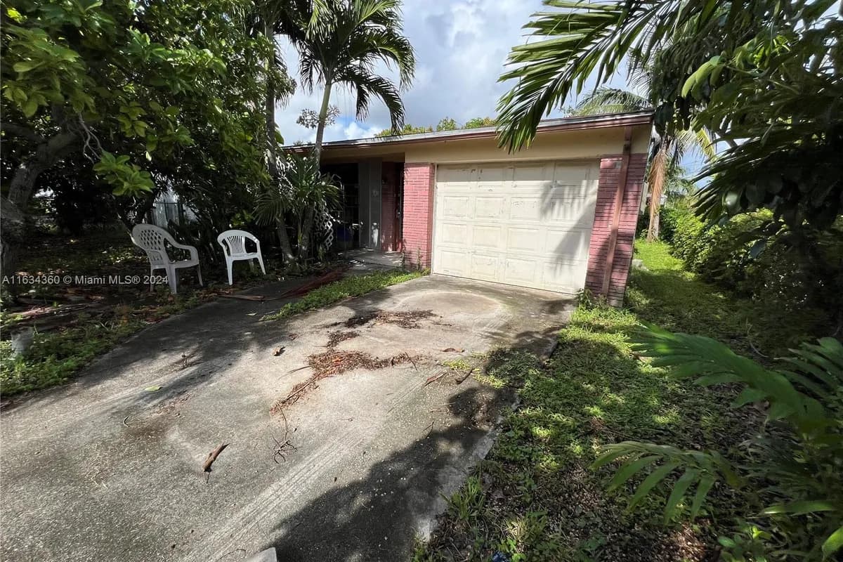 1720 N 25th Ave, Hollywood FL 33020