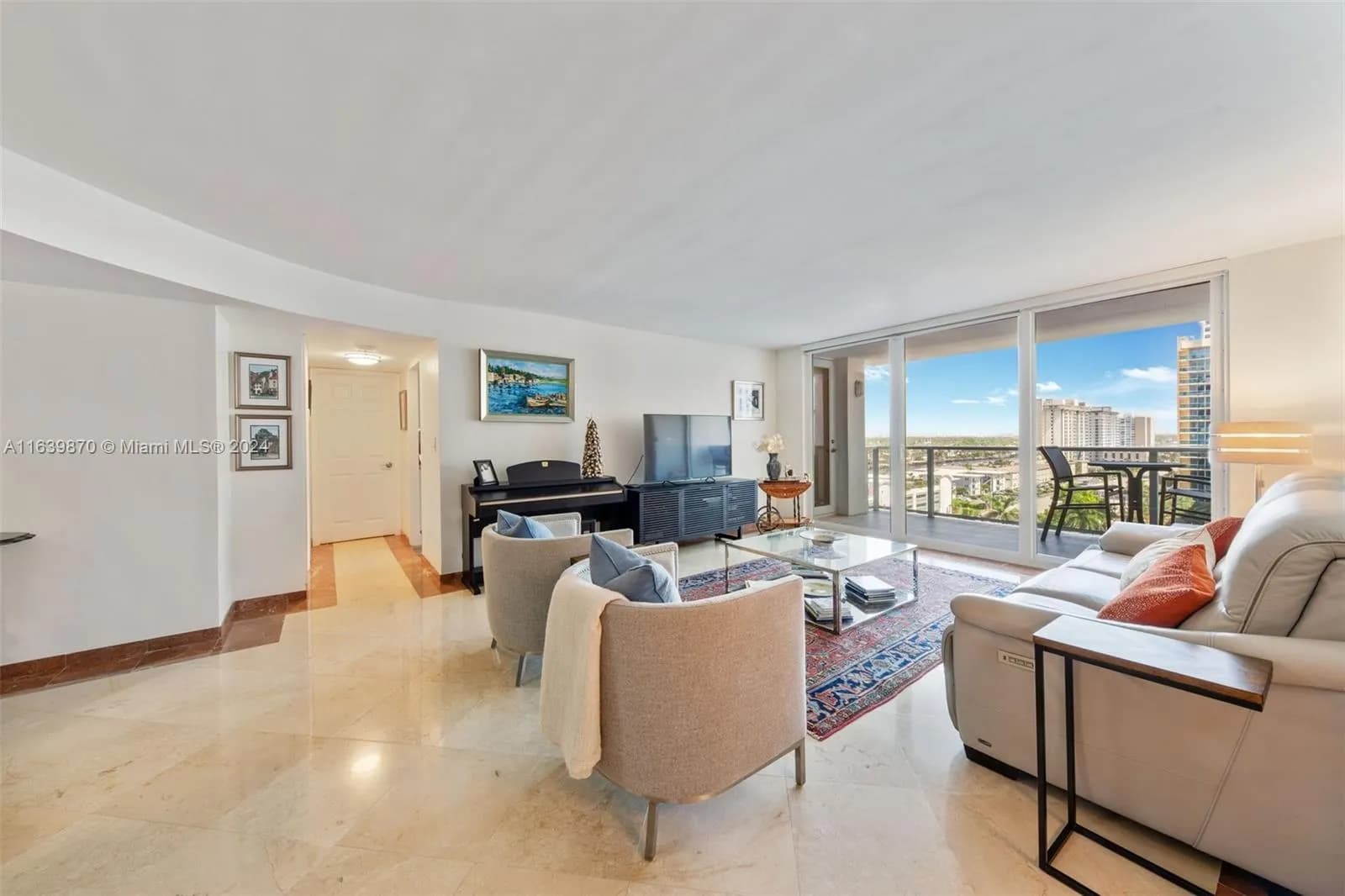 2751 S Ocean Dr, Hollywood FL 33019