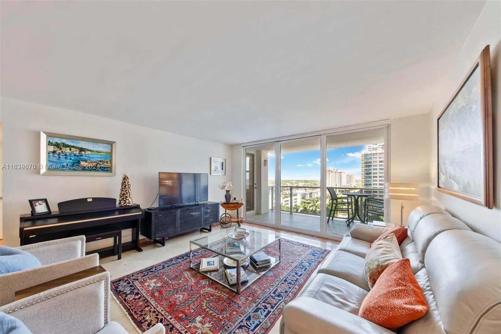 2751 S Ocean Dr, Hollywood FL 33019