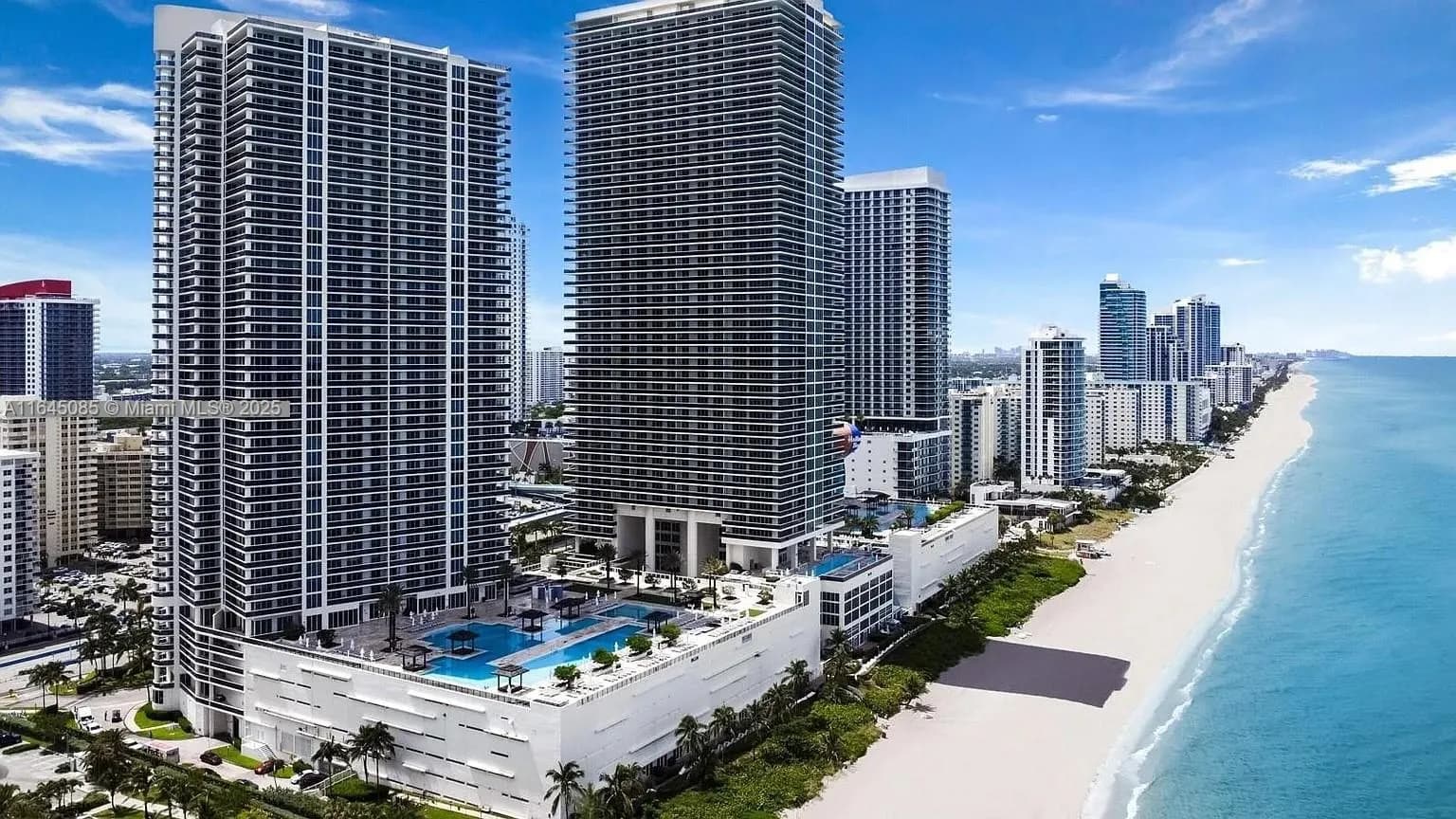 2 bedroom 1 bath for sale at 1850 S Ocean Dr # 3809, Hallandale Beach FL 33009