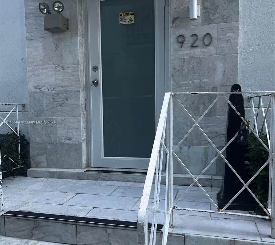 920 Jefferson Ave # 3, Miami Beach FL 33139