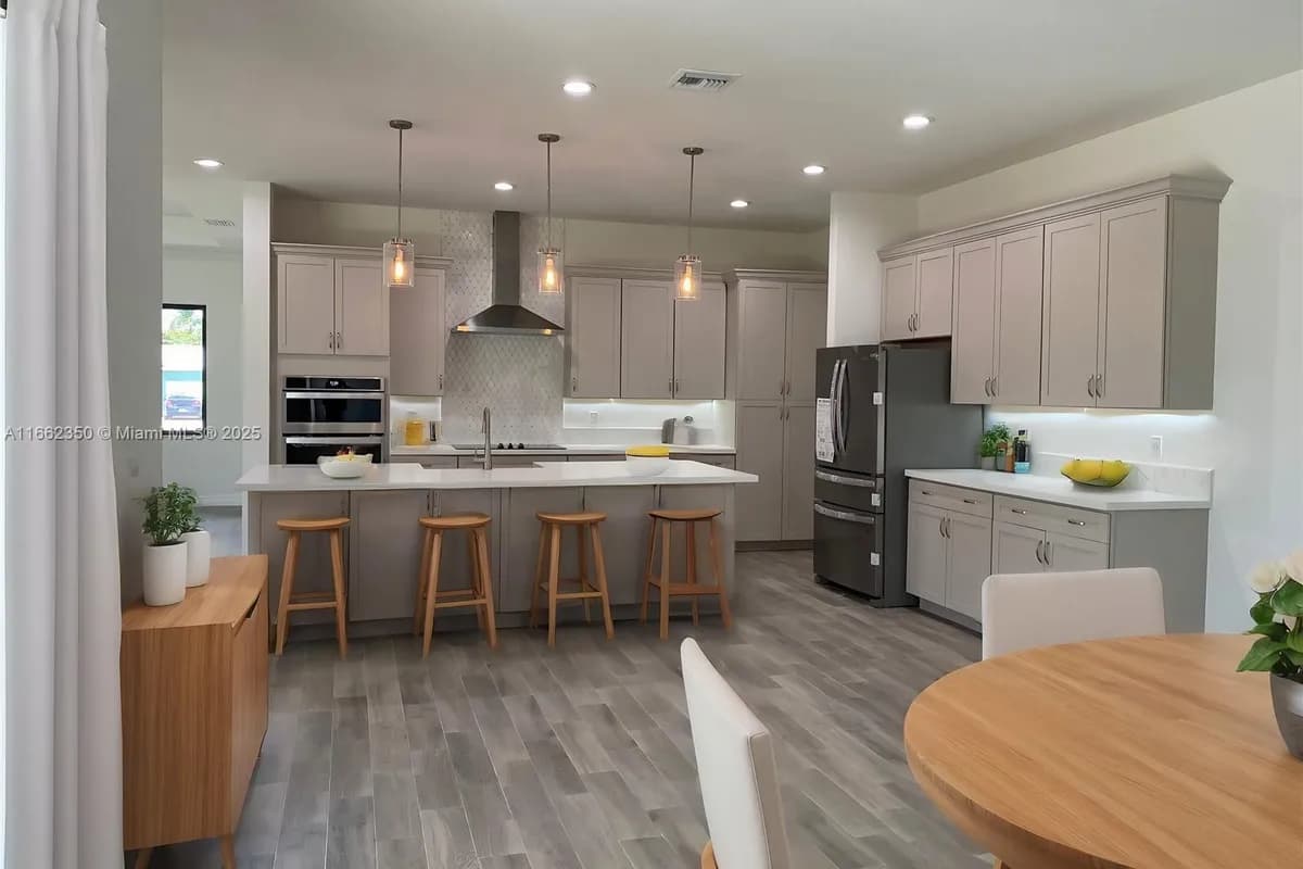 24440 SW 209th Pl, Homestead FL 33031