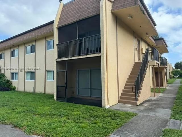 2814 NW 55th Ave # 1D, Lauderhill FL 33313