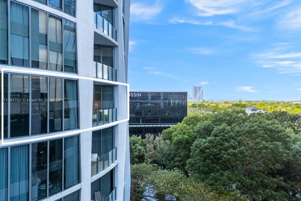 2831 S Bayshore Dr # 8, Miami FL 33133