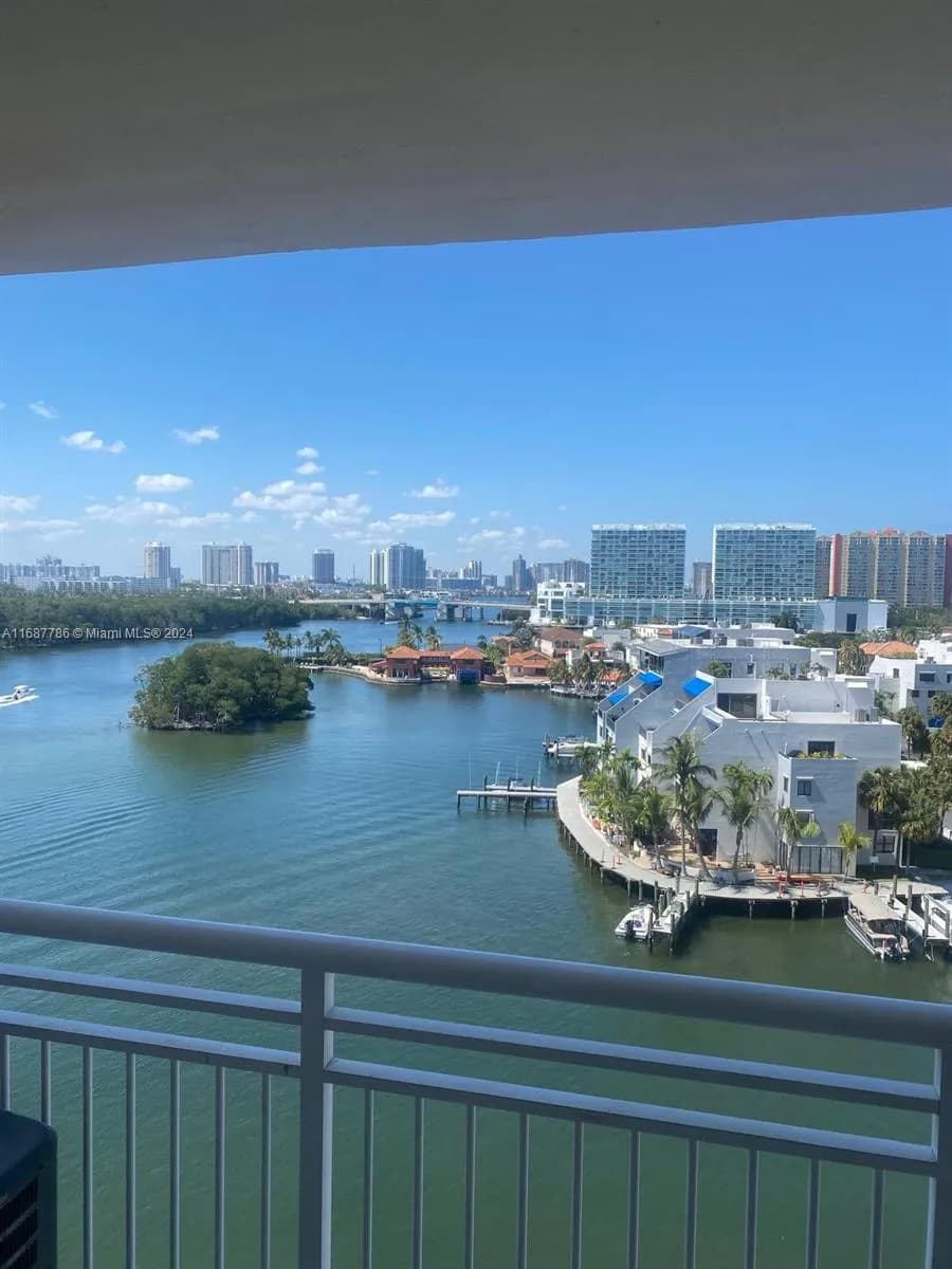 400 Kings Point Dr # 911, Sunny Isles Beach FL 33160