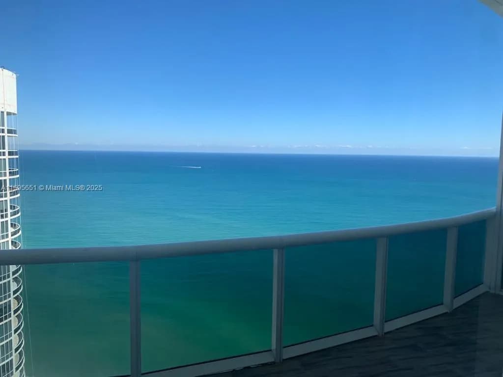 15811 Collins Ave # 4203, Sunny Isles Beach FL 33160