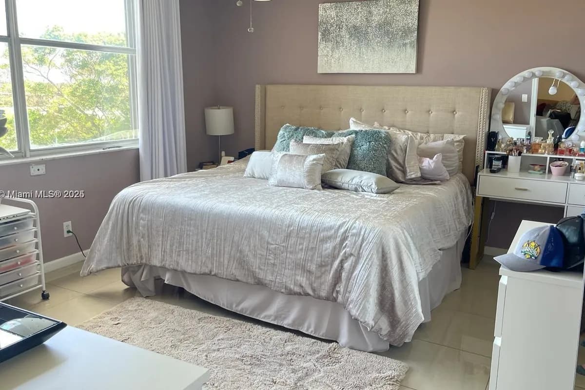 4570 NW 18th Ave # 506, Deerfield Beach FL 33064