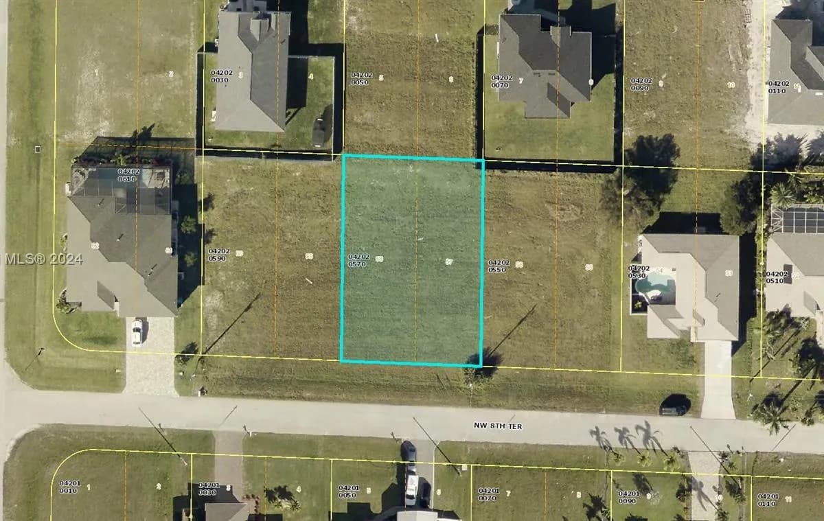 3519 NW 8th Ter, Cape Coral FL 33993