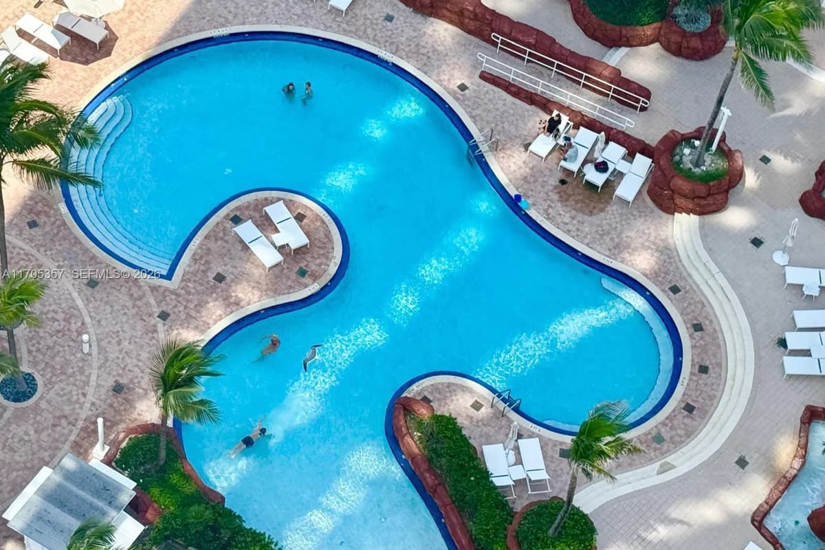 18101 Collins Ave # 1906, Sunny Isles Beach FL 33160