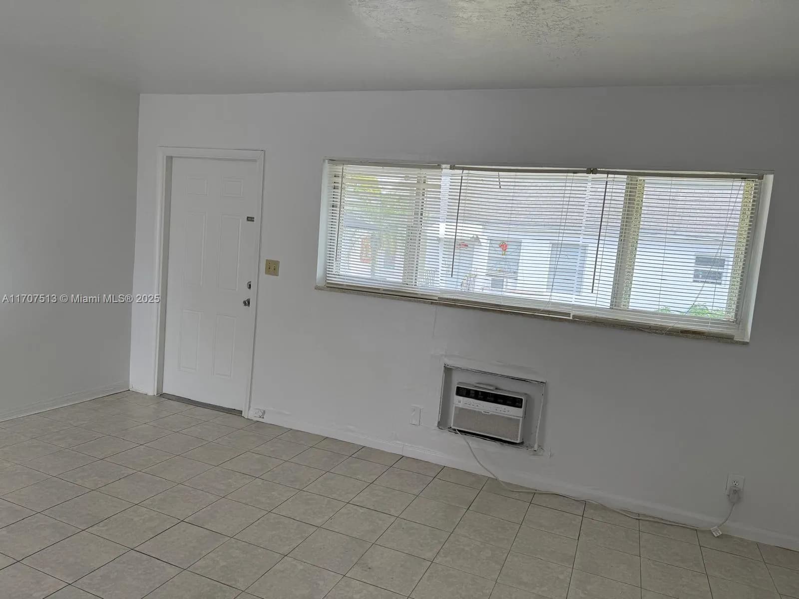 319 NE 2nd ST, Hallandale Beach FL 33009