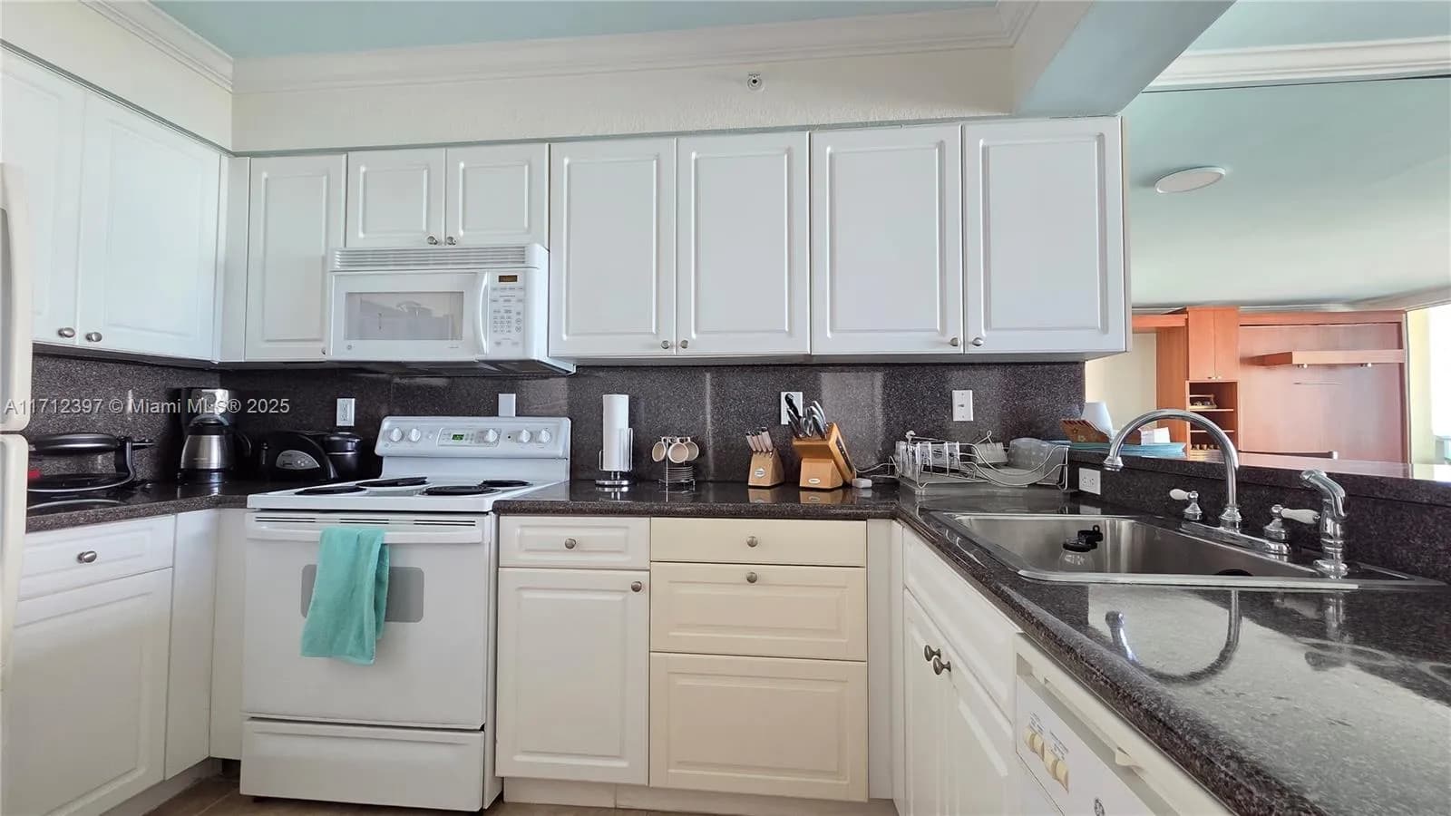 2501 S OCEAN DRIVE # 809, Hollywood FL 33019