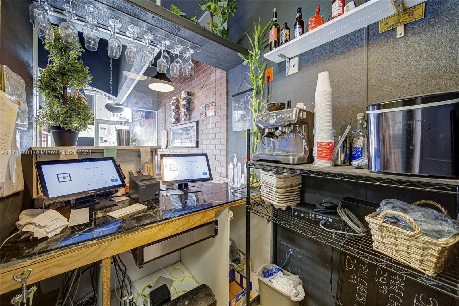 Pizzeria For Sale In North Miami Beach, North Miami Beach FL 33160