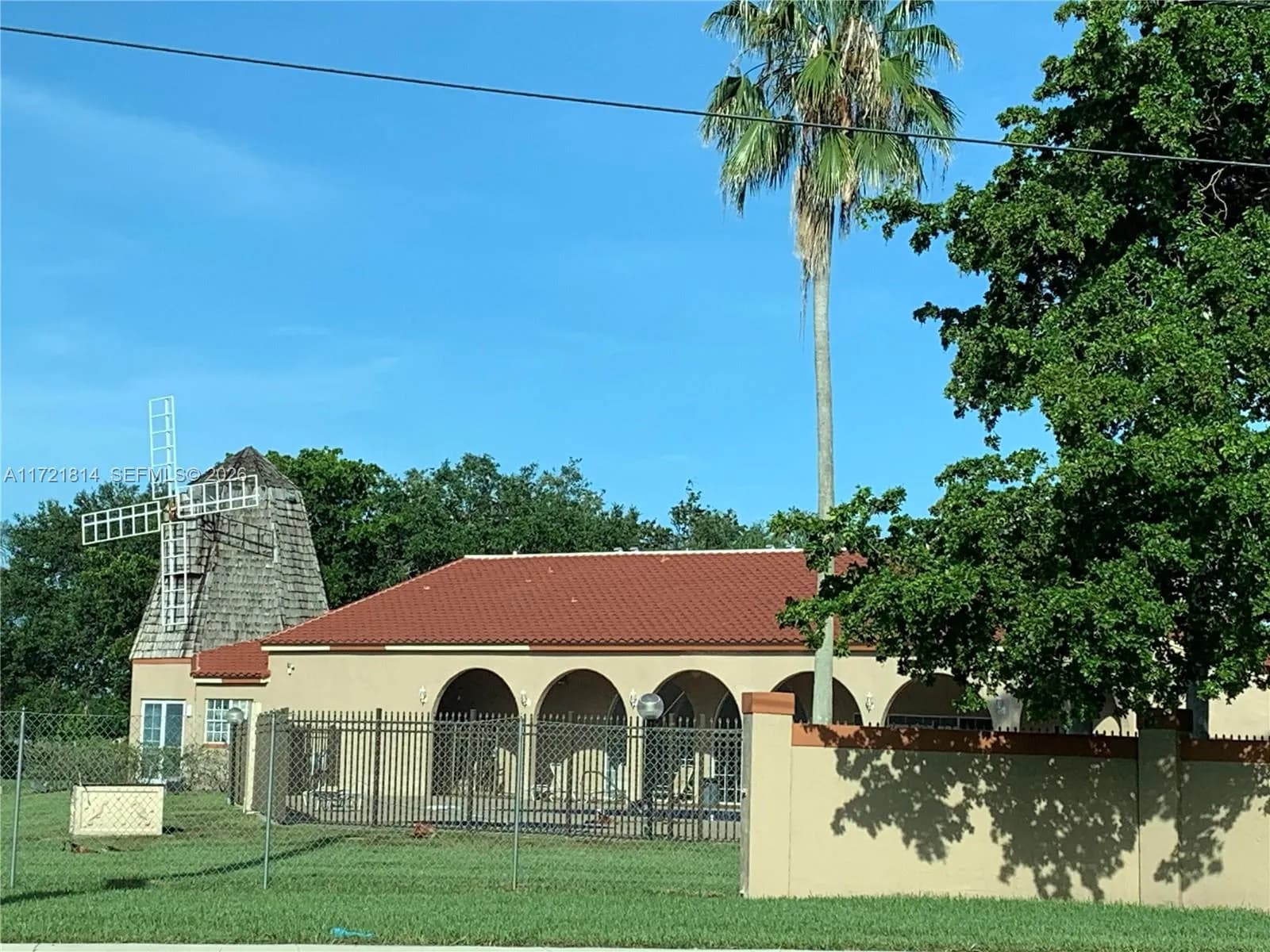 8710 SW 3rd St # 104, Pembroke Pines FL 33025