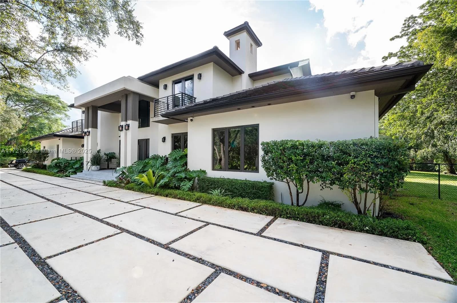 11200 SW 60th Ave, Pinecrest FL 33156