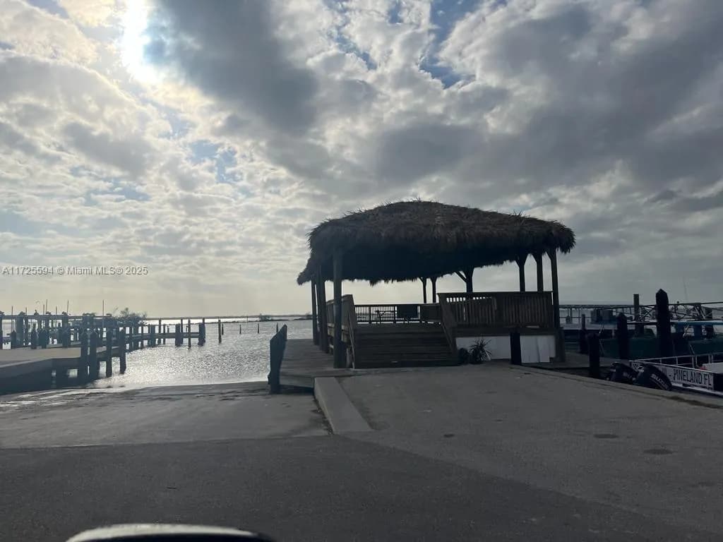 7231 SUNDIET BLVD, BOOKELIA FL,, Other City - In The State Of Florida FL 33922